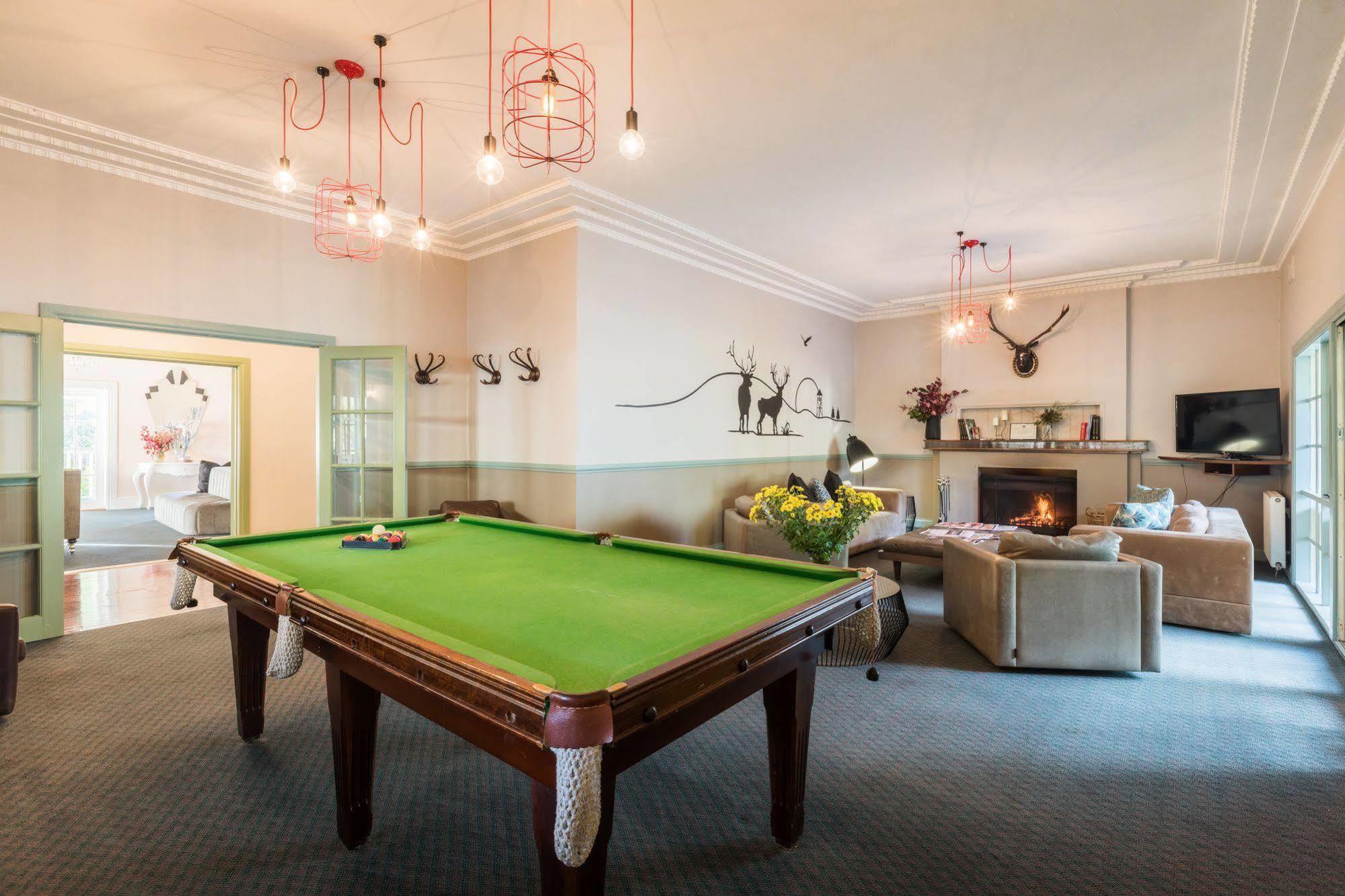 Oscar'S On The Yarra Hotel Warburton Bagian luar foto